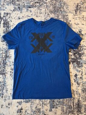 💥💥 5 For $25💥💥Express Royal Blue Short Sleeve Tee with Black Graphic